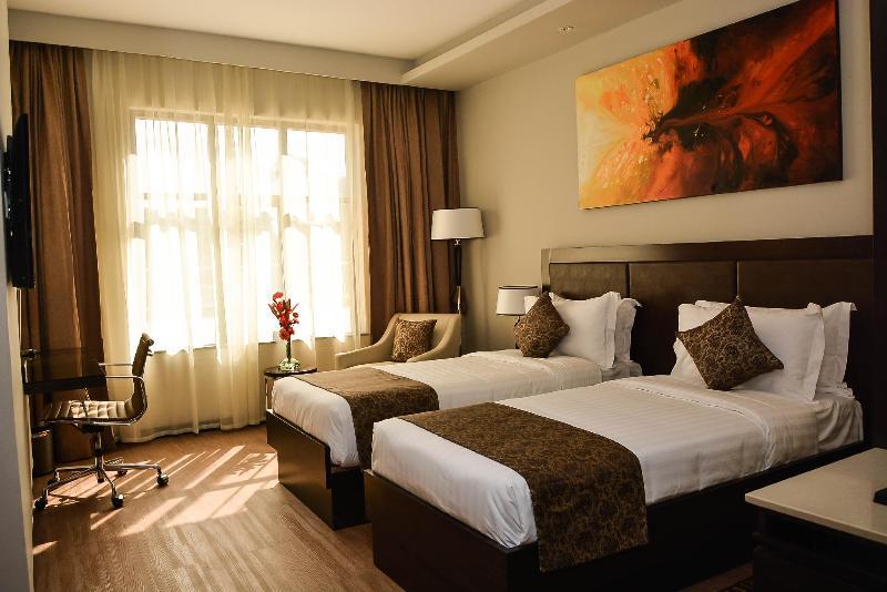 Doubletree By Hilton Nairobi Hotel Buitenkant foto