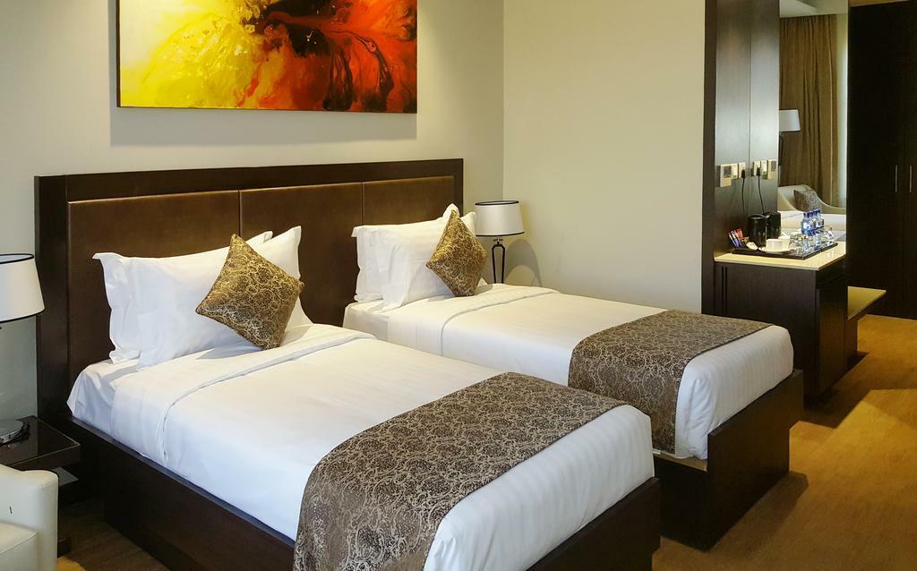 Doubletree By Hilton Nairobi Hotel Buitenkant foto